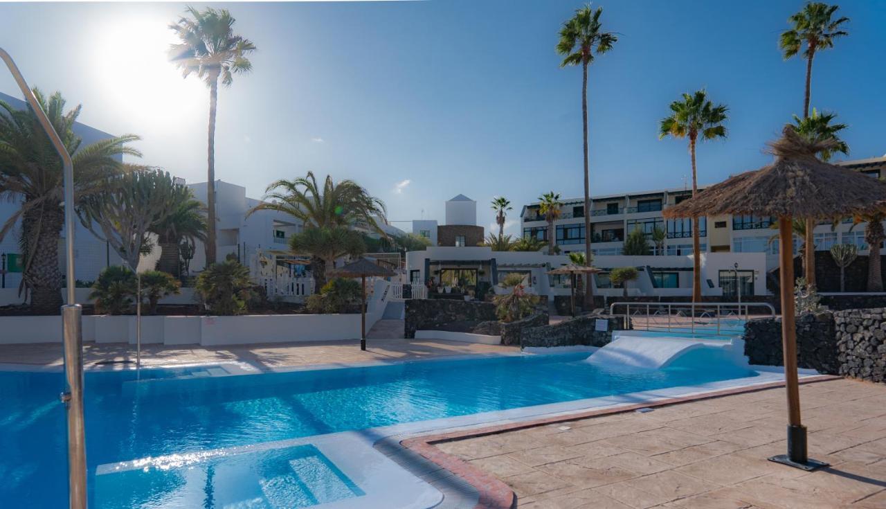 Luxury Estudio En Playa Roca A Primera Linea Del Mar Costa Teguise Exteriör bild