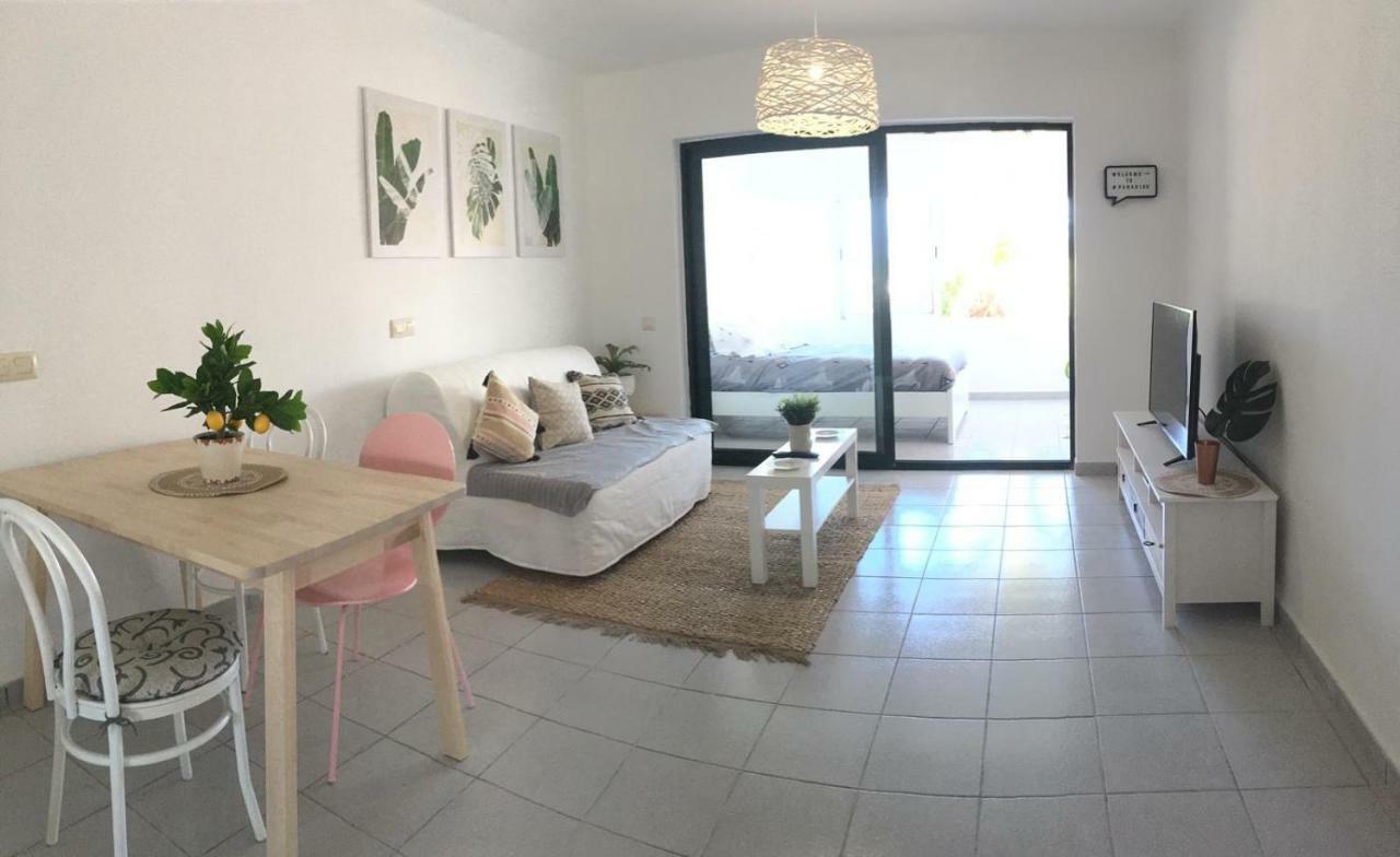 Luxury Estudio En Playa Roca A Primera Linea Del Mar Costa Teguise Exteriör bild